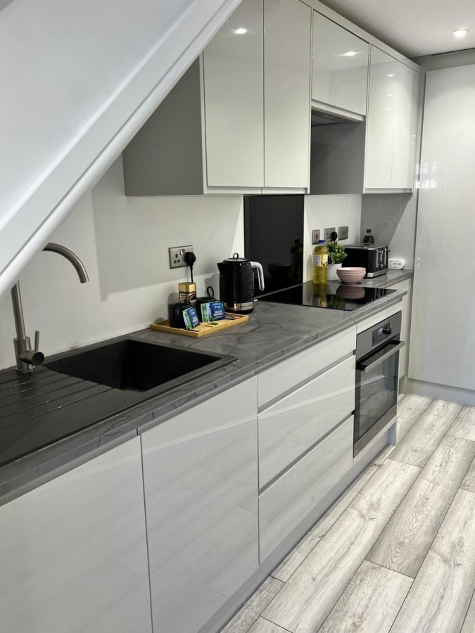 The Wedge Villa Southend-on-Sea Exteriör bild